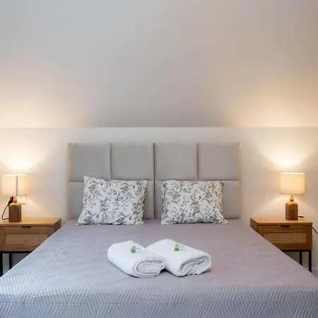 Vakantiehuis Comfortable Villa, Sauna, Jacuzzi *