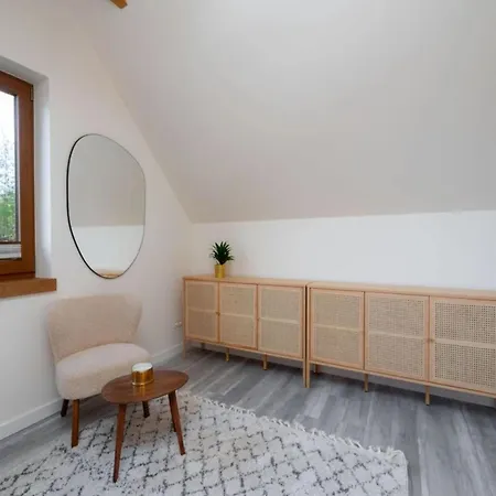 Comfortable Villa, Sauna, Jacuzzi Vakantiehuis