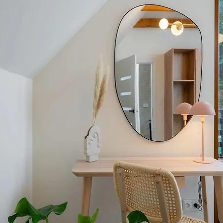 Comfortable Villa, Sauna, Jacuzzi Vakantiehuis Marcyporeba