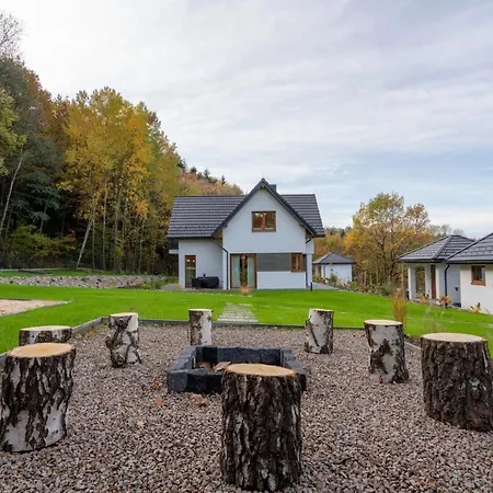 Comfortable Villa, Sauna, Jacuzzi Marcyporeba