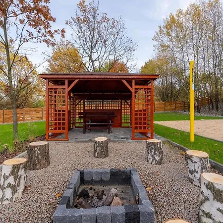 Comfortable Villa, Sauna, Jacuzzi
