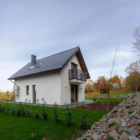 Vakantiehuis Comfortable Villa, Sauna, Jacuzzi *