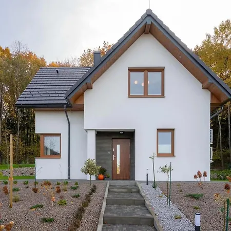 Comfortable Villa, Sauna, Jacuzzi